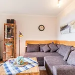 Апартаменты Terrassen-fewo-heimathaven-direkt-am-ostseestrand Kronsgaard